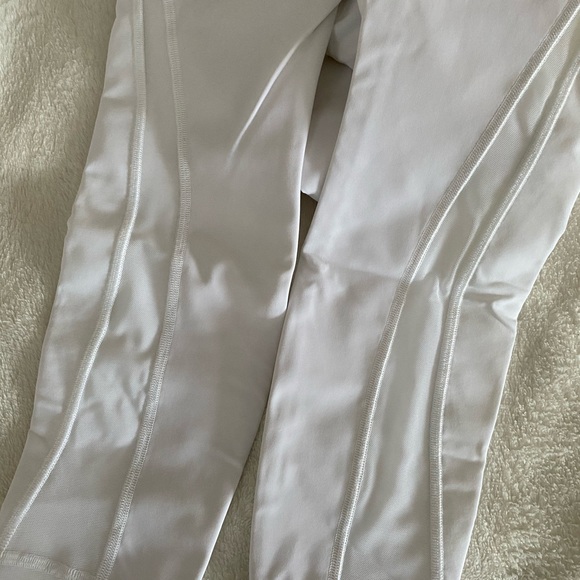 Lululemon leggings Train Times 7/8 Pant *25" - Picture 6 of 9